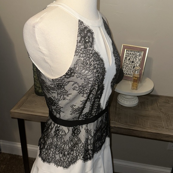 Sold BCBGMaxAzria Leyla Lace Halter Black & White Dress EUC - Picture 4 of 7